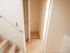 1Fホール　収納