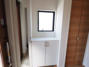 シューズボックス